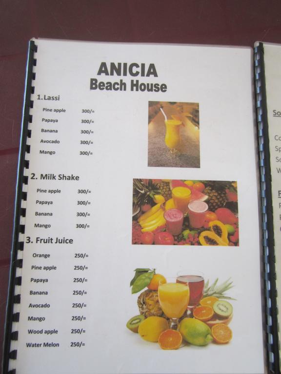 Anicia Beach House Негомбо Екстериор снимка