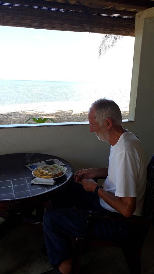 Anicia Beach House Негомбо Екстериор снимка